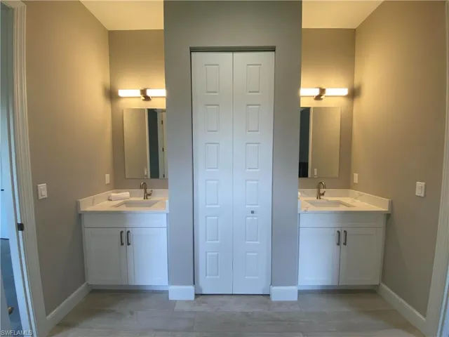 360 13th St Sw, Naples, Florida 34117