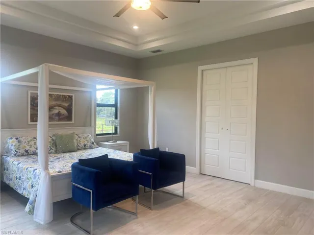 360 13th St Sw, Naples, Florida 34117