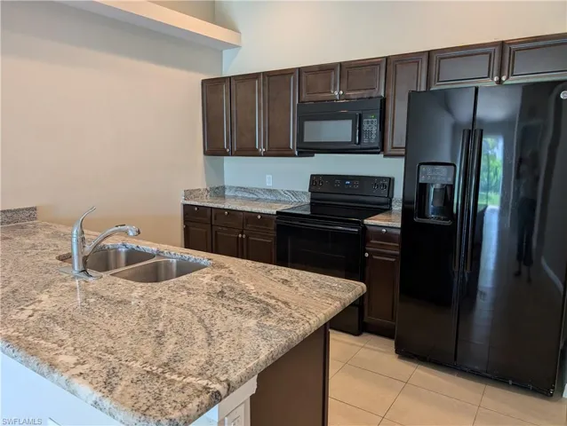 4720 Se 4th Pl, Cape Coral, Florida 33904