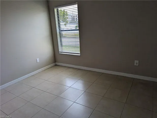 4720 Se 4th Pl, Cape Coral, Florida 33904