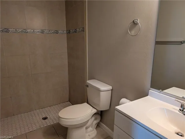 4720 Se 4th Pl, Cape Coral, Florida 33904