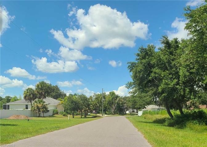 1217 & 1225  Beekman  CIR, PORT CHARLOTTE, FL 33953