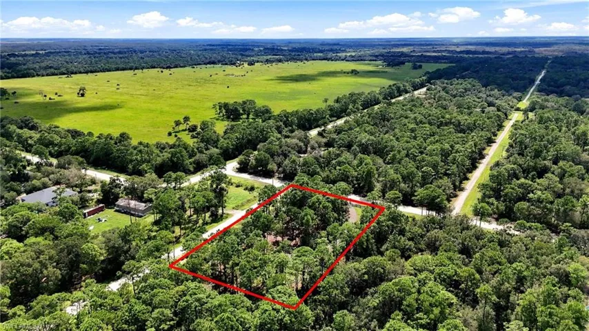 783 Pine Cone Ave, Clewiston, Florida 33440