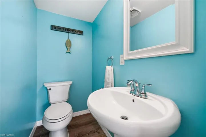 Bathroom downstairs