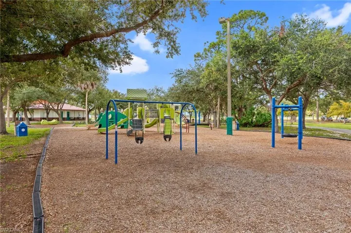 17870 Castle Harbor Dr, Fort Myers, Florida 33967