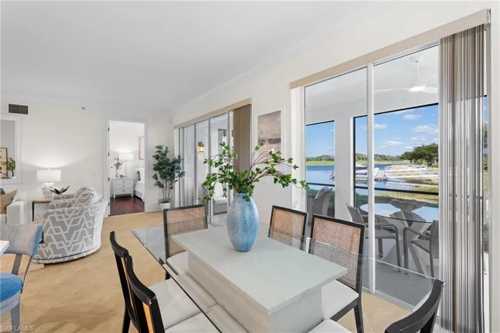8775  Coastline  CT, Naples, FL 34120