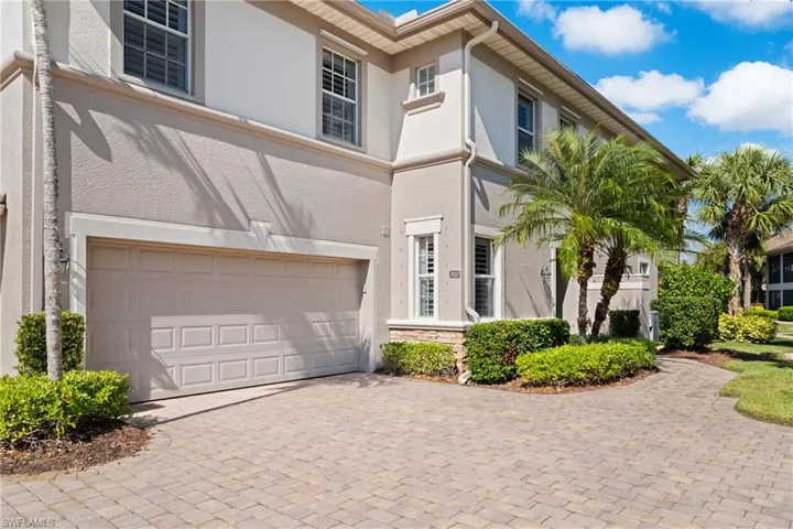 8775  Coastline  CT, Naples, FL 34120