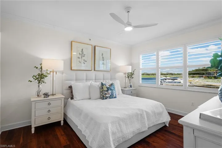 8775  Coastline  CT, Naples, FL 34120