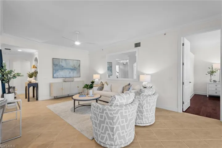 8775  Coastline  CT, Naples, FL 34120