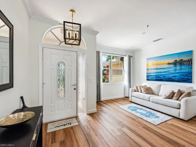 Sitting area Sleeper Sofa Queen Size