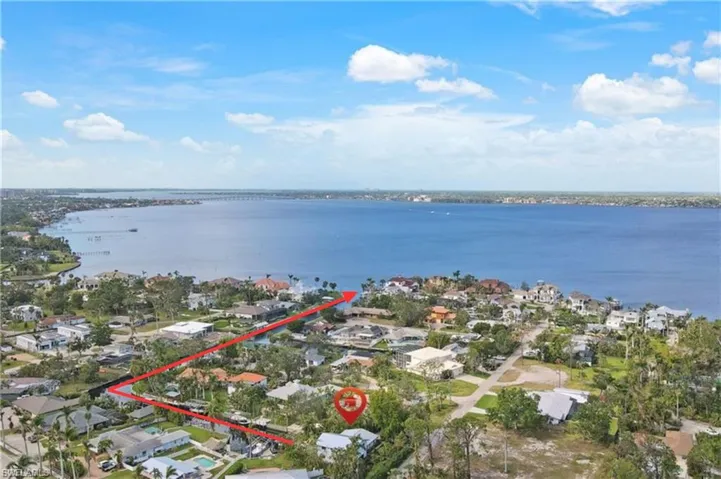 1030 Aqua Ln, Fort Myers, Florida 33919