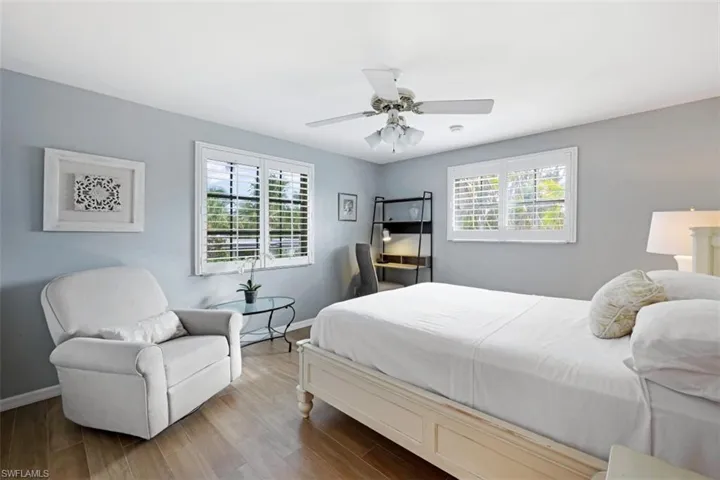 1030 Aqua Ln, Fort Myers, Florida 33919