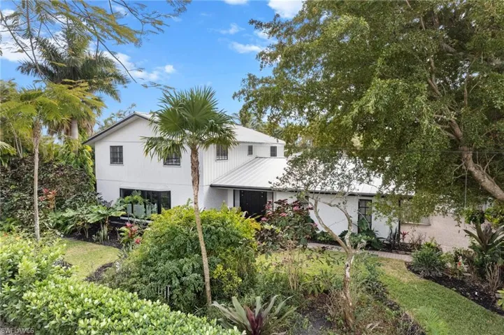 1030 Aqua Ln, Fort Myers, Florida 33919