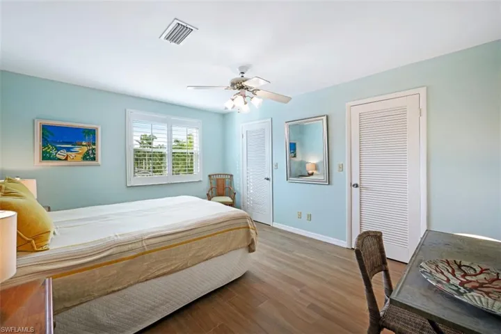 1030 Aqua Ln, Fort Myers, Florida 33919