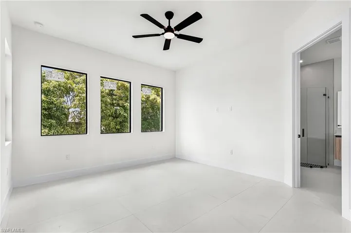 1322 NE 5th  PL, Cape Coral, FL 33909