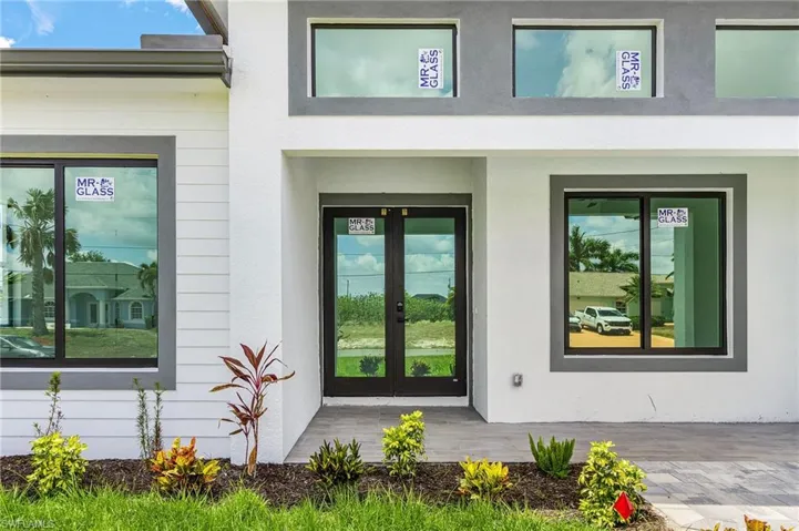 1322 NE 5th  PL, Cape Coral, FL 33909