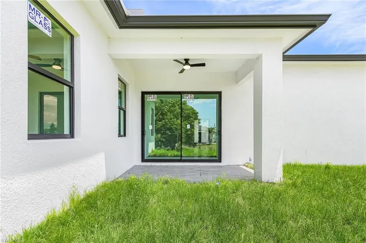 1322 NE 5th  PL, Cape Coral, FL 33909