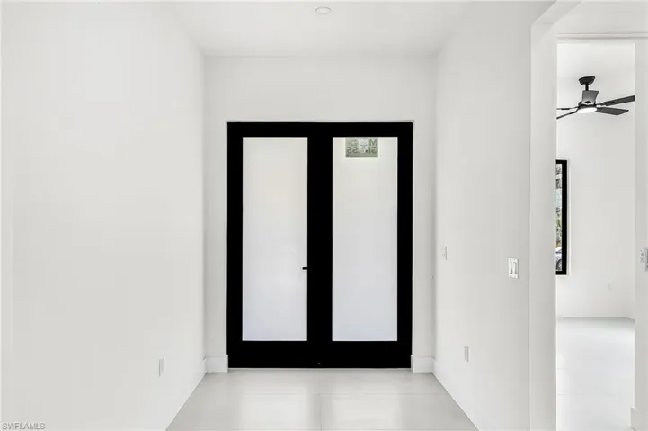 1322 NE 5th  PL, Cape Coral, FL 33909