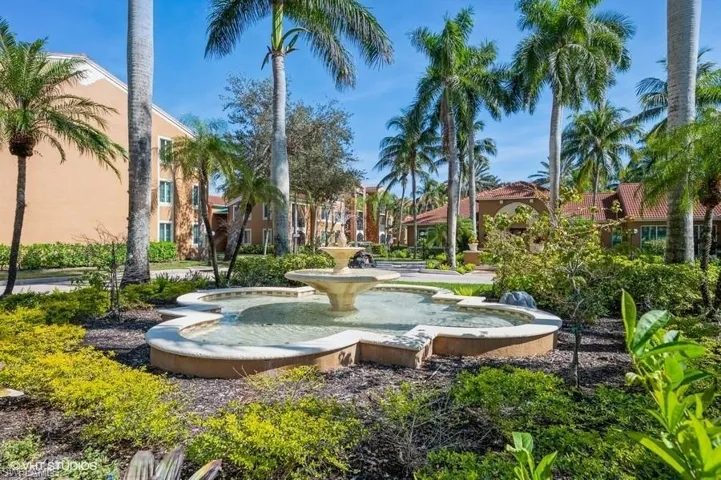 1170  Reserve  WAY, Naples, FL 34105