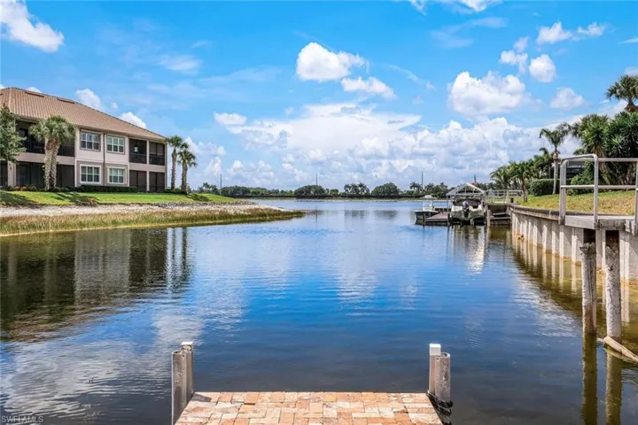 8810 Spinner Cove Ln, Naples, Florida 34120