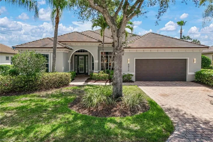 8810 Spinner Cove Ln, Naples, Florida 34120