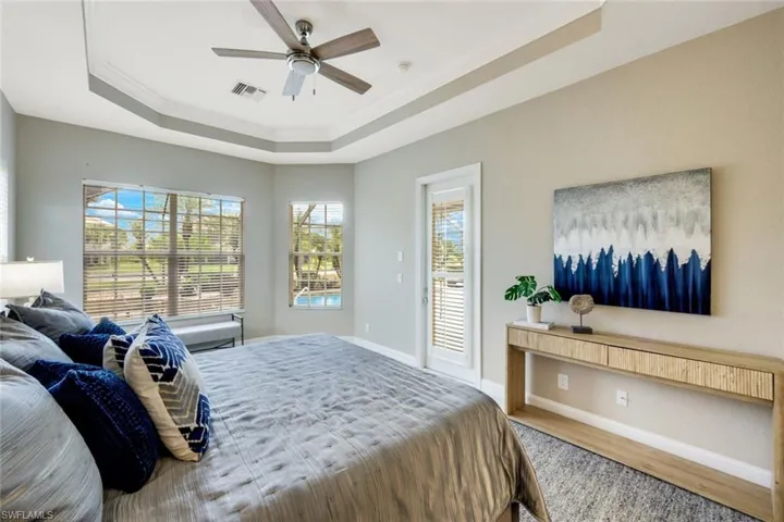 8810 Spinner Cove Ln, Naples, Florida 34120