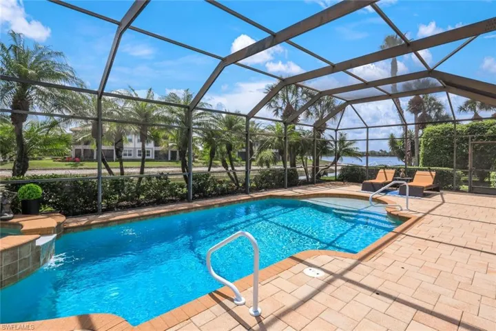 8810 Spinner Cove Ln, Naples, Florida 34120