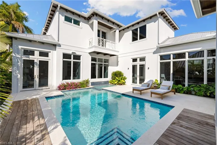 Amazing front exterior