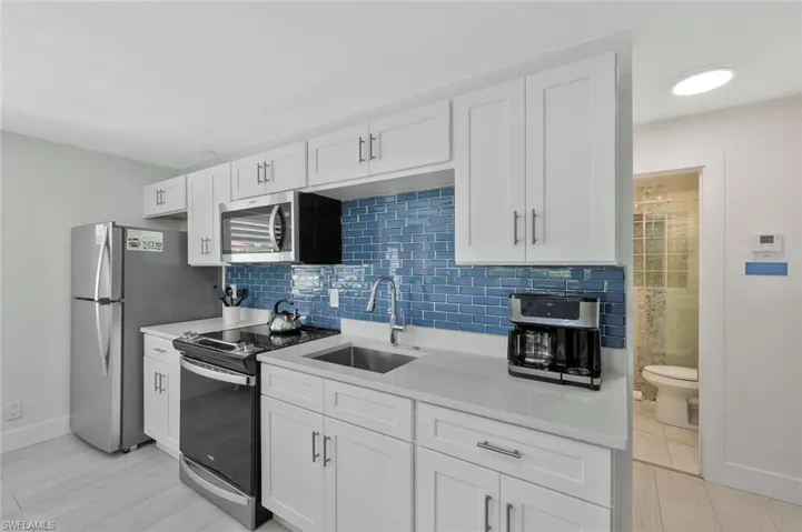 493 Willet Ave, Naples, Florida 34108