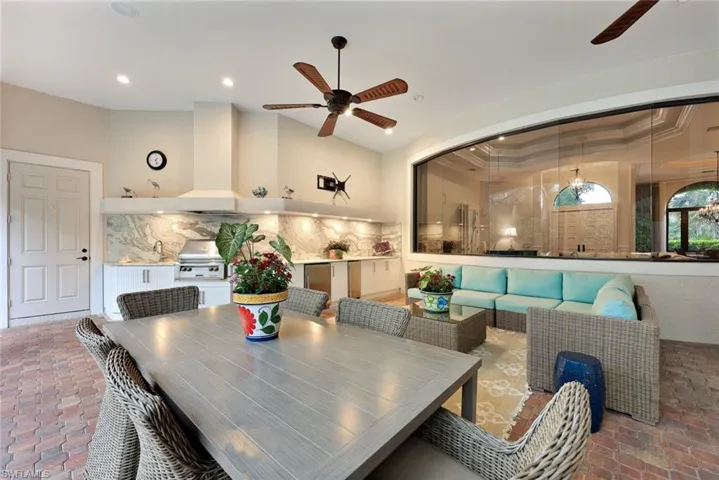 1725 Supreme Ct, Naples, Florida 34110