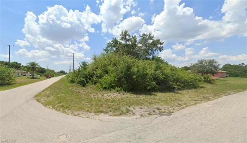 2900  41st SW ST, LEHIGH ACRES, FL 33976
