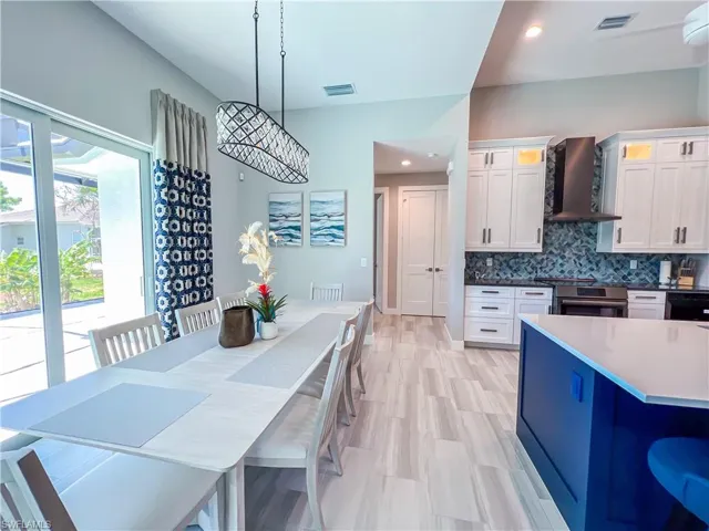 554 Barfield Dr, Marco Island, Florida 34145