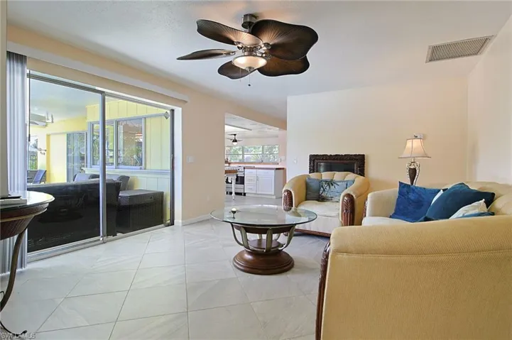 147 Coral Dr, Fort Myers, Florida 33905