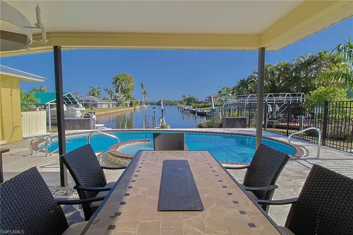 147 Coral Dr, Fort Myers, Florida 33905