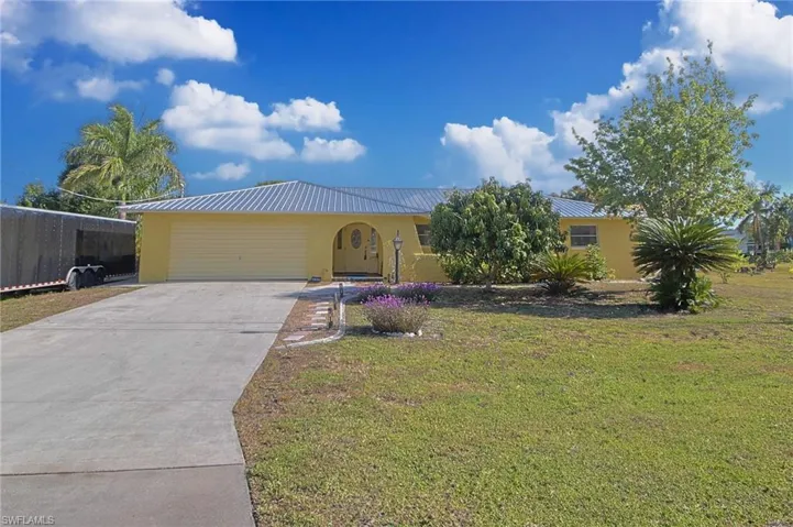 147 Coral Dr, Fort Myers, Florida 33905