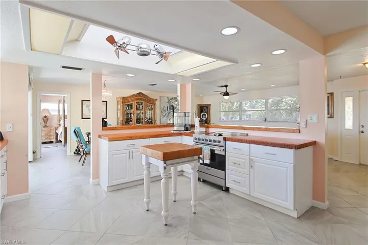 147 Coral Dr, Fort Myers, Florida 33905