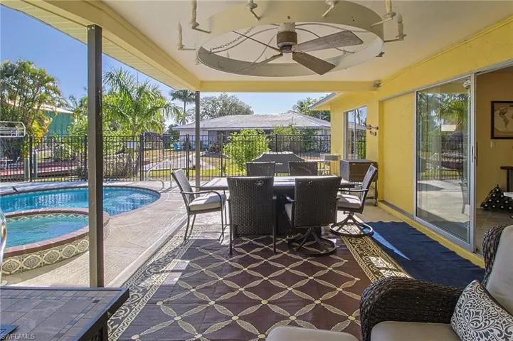 147 Coral Dr, Fort Myers, Florida 33905