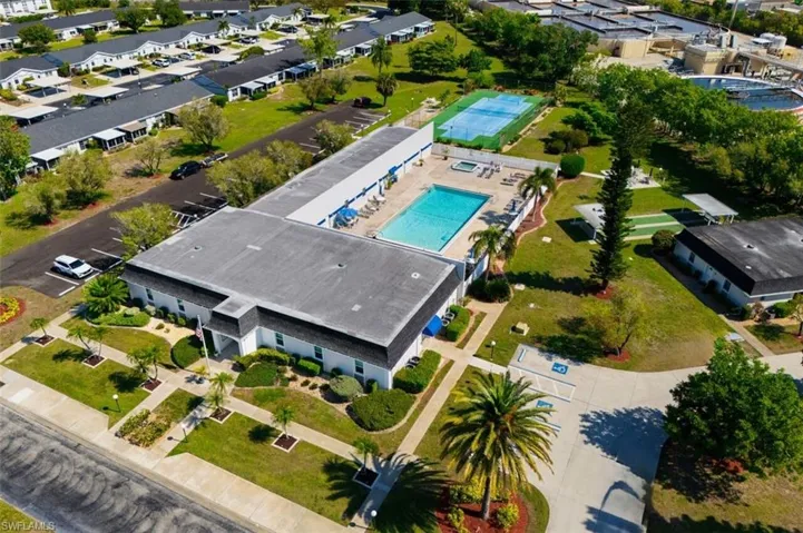 Community Center, pool, pickleball/tennis courts