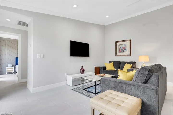 6303 Royal Woods Dr, Fort Myers, Florida 33908