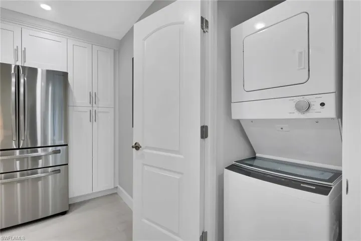 6303 Royal Woods Dr, Fort Myers, Florida 33908