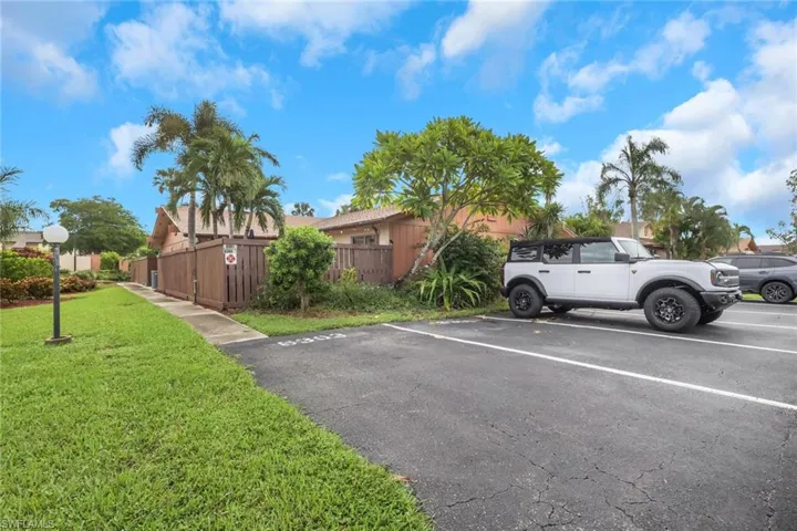 6303 Royal Woods Dr, Fort Myers, Florida 33908