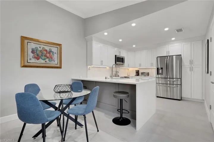6303 Royal Woods Dr, Fort Myers, Florida 33908