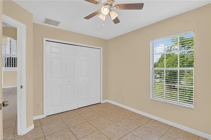 523 25th Ln, Cape Coral, Florida 33904