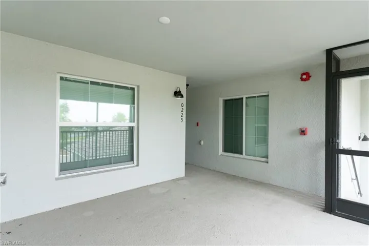 Front Lanai