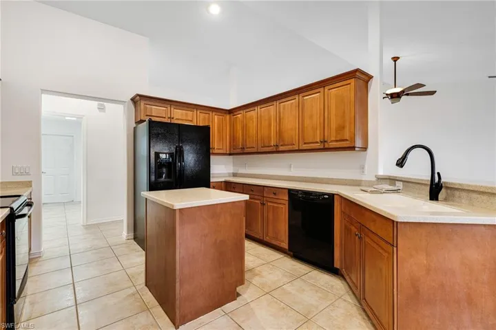 2503 Se 20th Pl, Cape Coral Fl 33904