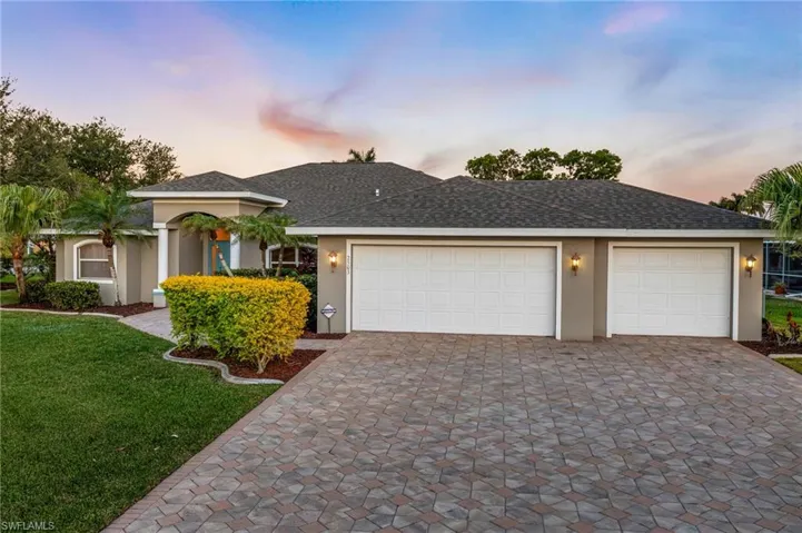 Welcome to 2503 SE 20th Pl
