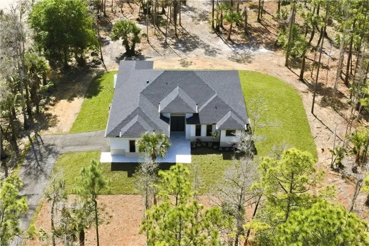 1514 47th Ave Ne, Naples, Florida 34120