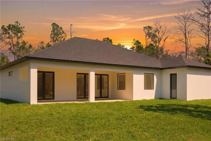 1514 47th Ave Ne, Naples, Florida 34120