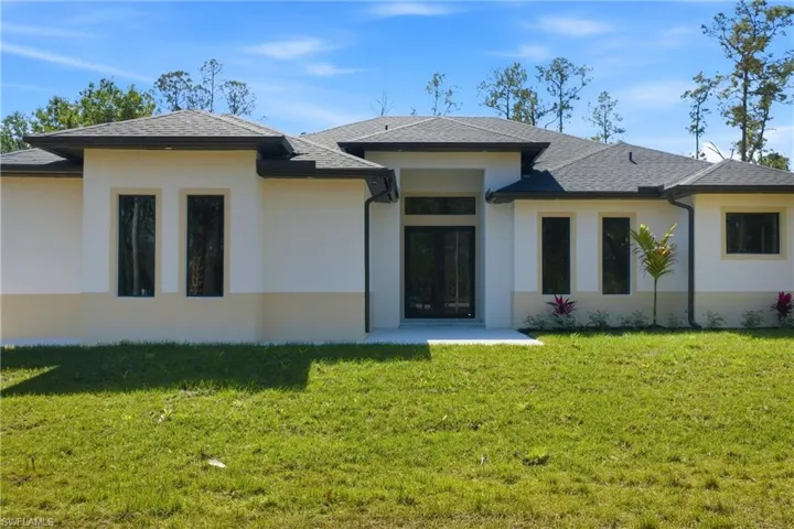 1514 47th Ave Ne, Naples, Florida 34120