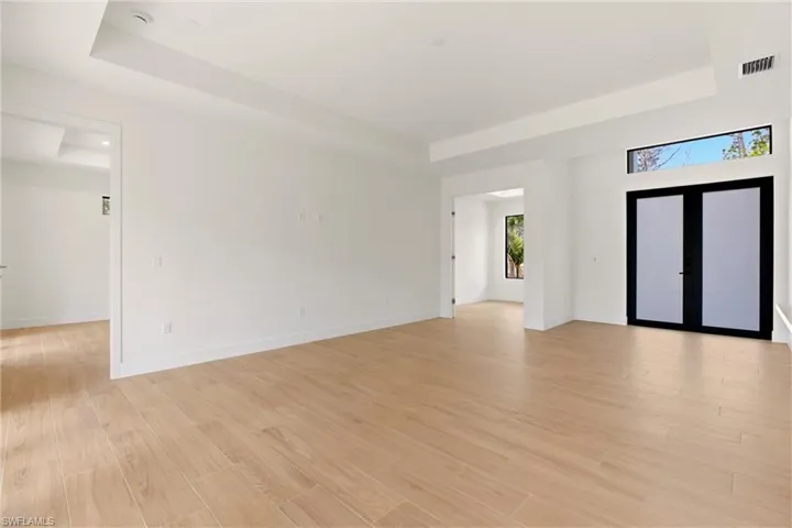 1514 47th Ave Ne, Naples, Florida 34120